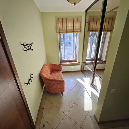 Pine Woods Apartment,